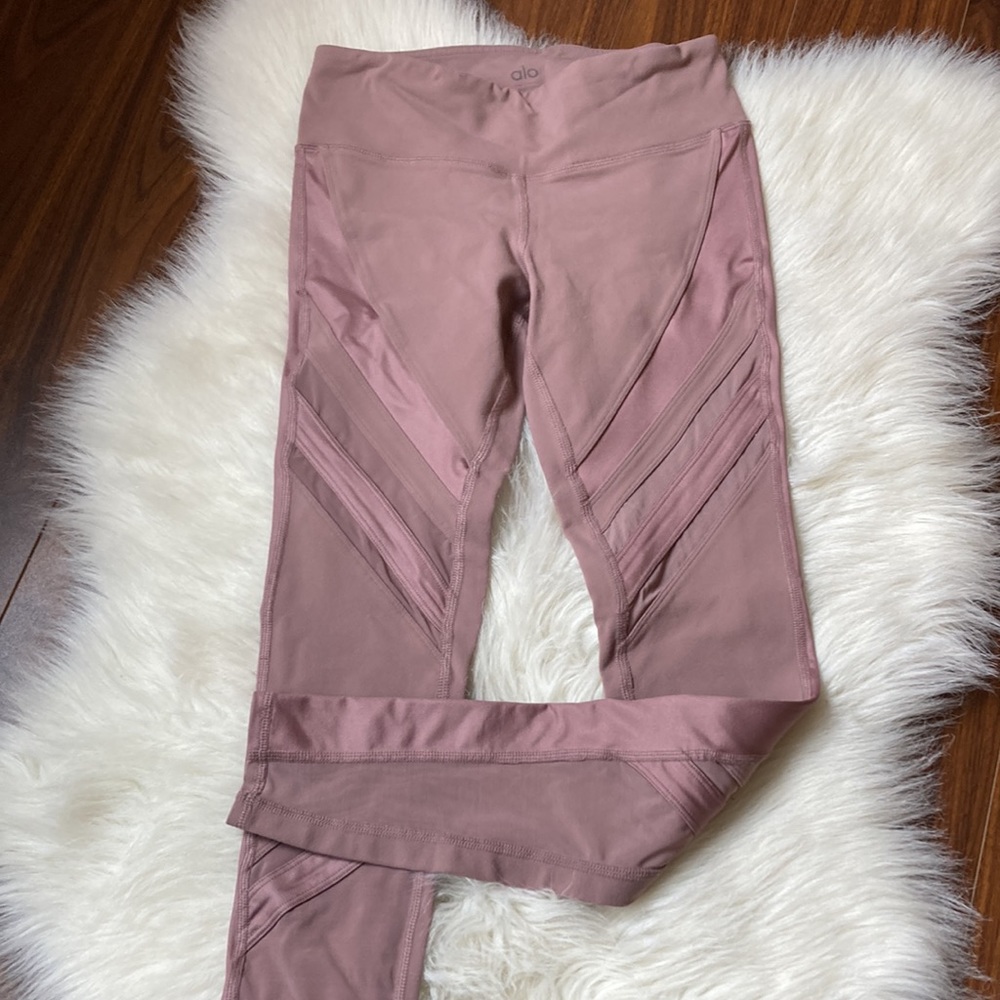 Alo Leggings